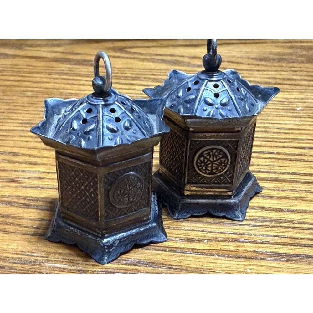 Vintage Japanese Lanterns Sterling (970) Salt/Pepper Shakers